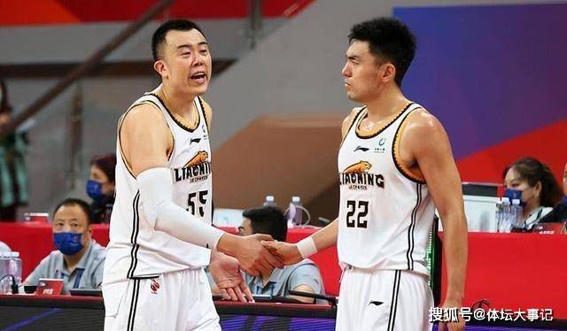 这俩可是顾家的大爷啊